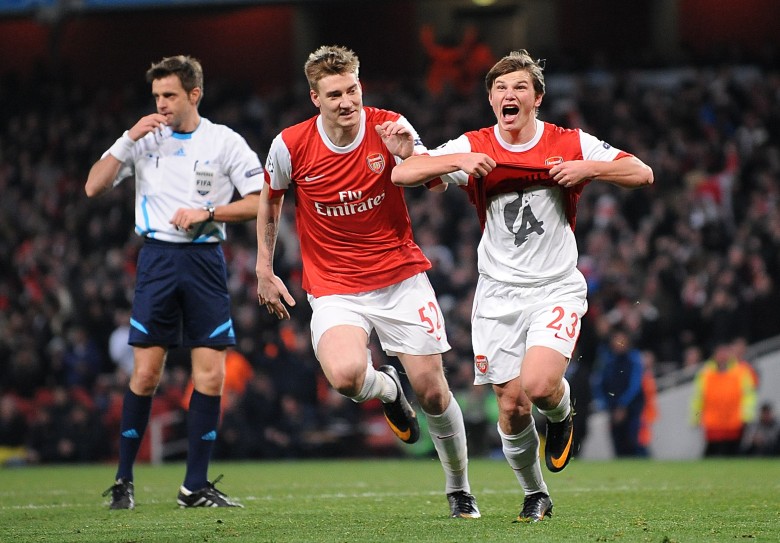 Arshavin helps Arsenal defeat Barcelona