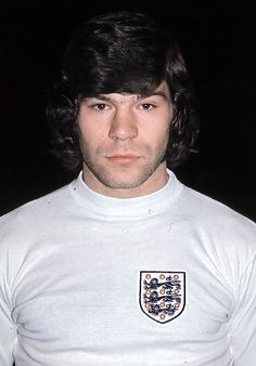Supermac wearing the three lions